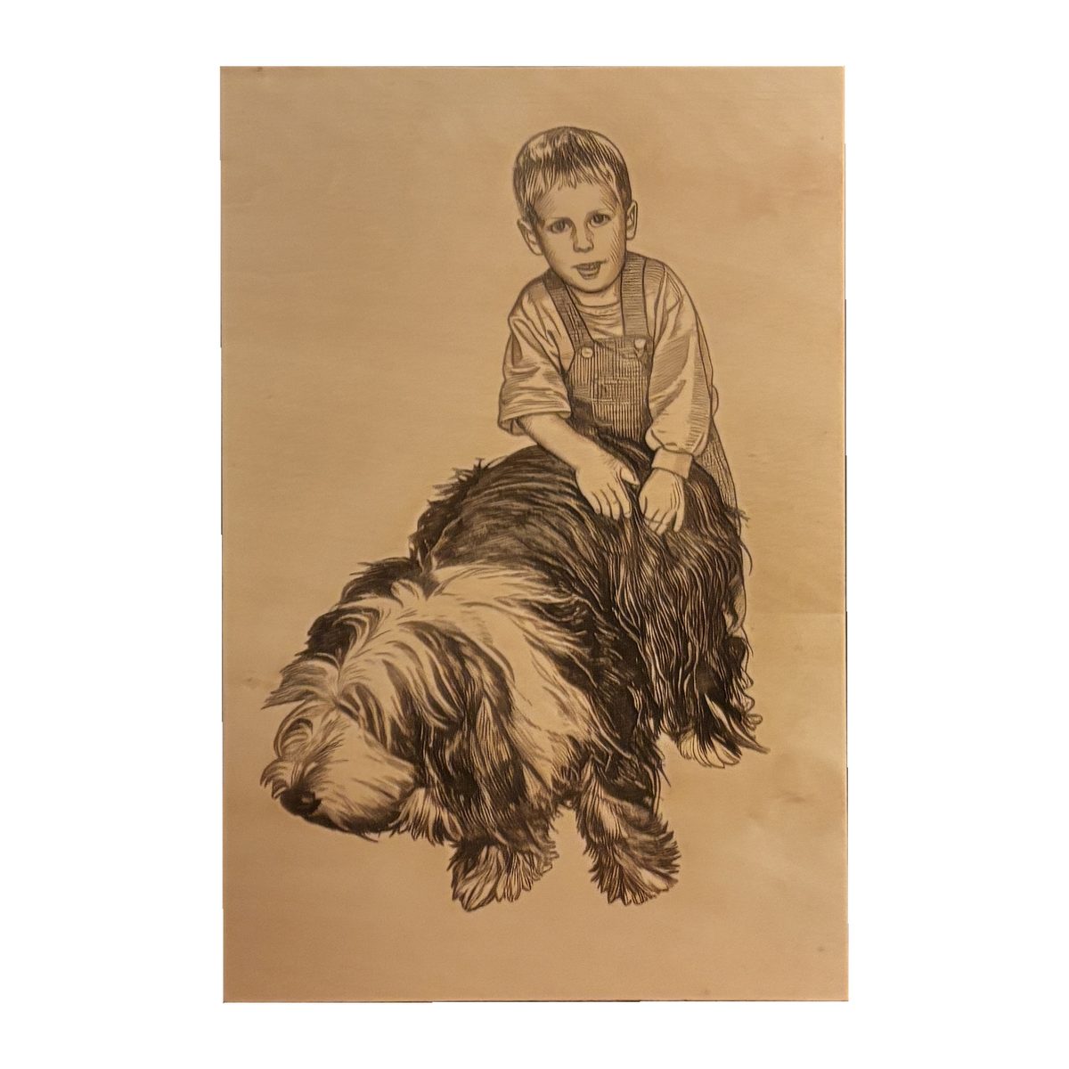 Kind sitzt auf einem Hund – Erinnerungsfoto als Gravur auf Holz, Nahaufnahme